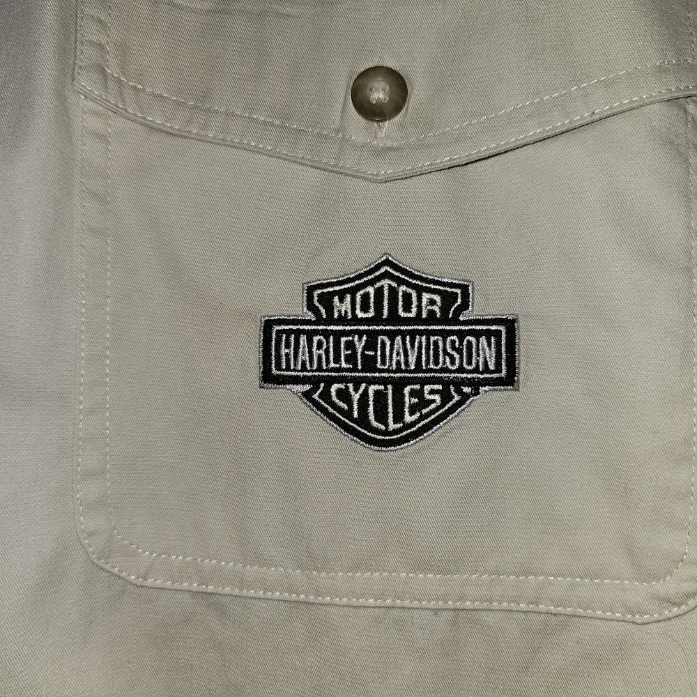 Harley-Davidson Men's Short Sleeve Button-Down Shirt in Cream - Picture 4 of 4